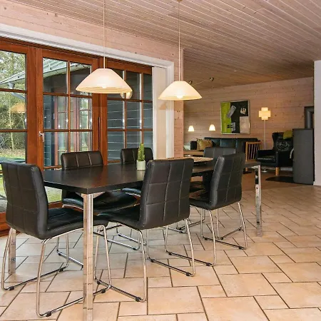 6 Person Holiday In Bl Vand 度假居